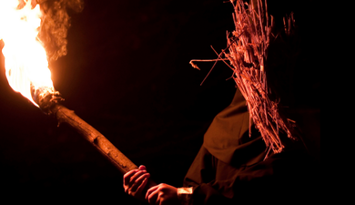 A creepy and violent horror-thriller is among the movies on TV tonight