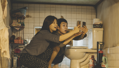 One of the best thrillers of recent years is among the movies on TV tonight