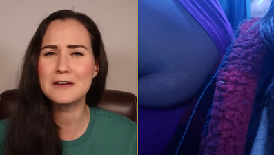 Woman demands “reparations” from airline for being sat between two overweight passengers