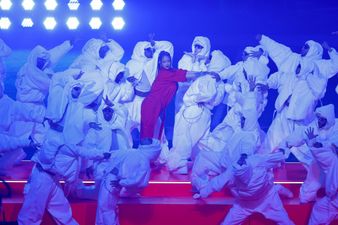 Fans praise Rihanna for not bringing out any guests during Super Bowl halftime show