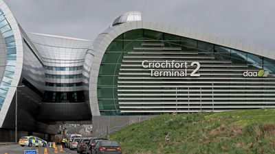 Cold weather causes havoc at Dublin Airport with long delays
