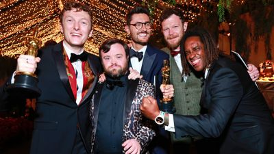 Irish actor who went back to working at Starbucks after starring in movie wins an Oscar