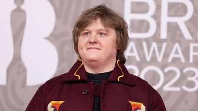 Lewis Capaldi issues concerning health update