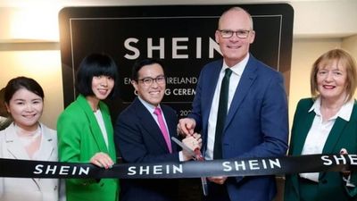 Minister Coveney criticised for promoting Chinese fast-fashion brand