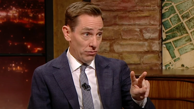 Ryan Tubridy just about holds it together as he passes on message to Patrick Kielty
