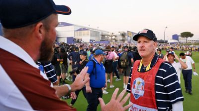 Shane Lowry in 18th green altercation with Team USA caddie after fraught finish