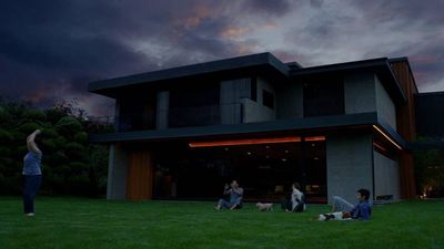 A quadruple Oscar-winning black comedy is among the movies on TV tonight