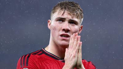 Rasmus Hojlund gesture to stricken André Onana was missed by TV cameras