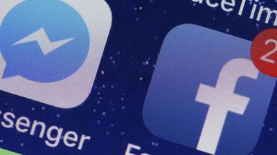 Facebook and Instagram are down across the world