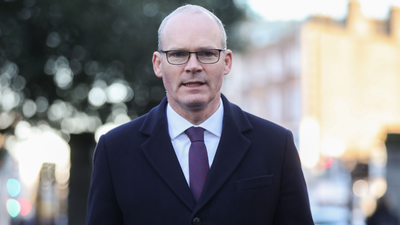 Simon Coveney announces he is stepping down from cabinet