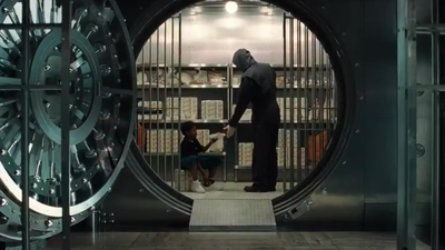 A star-studded crime thriller is among the movies on TV tonight