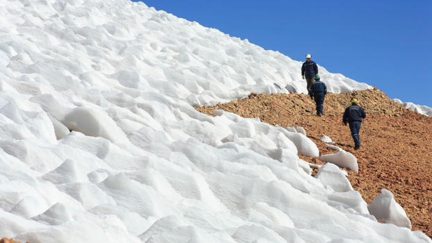 Mummified body found Andes