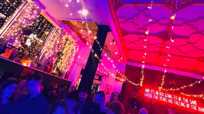 Popular bar issues warning to drinkers after bathroom discovery