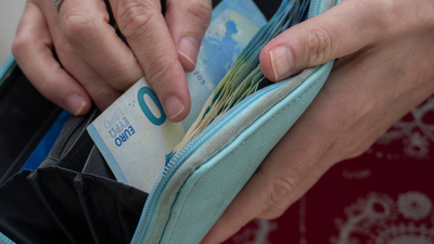 Warning to social welfare recipients as changes introduced for August